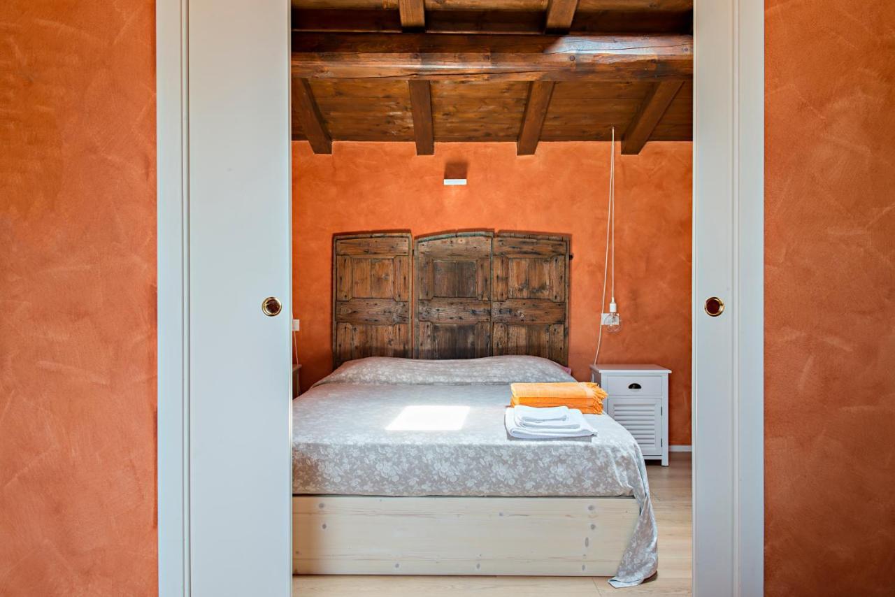 Agriturismo Lecolombare โนกาโรเล รอคคา ภายนอก รูปภาพ
