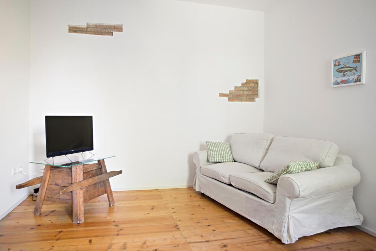 Agriturismo Lecolombare โนกาโรเล รอคคา ภายนอก รูปภาพ